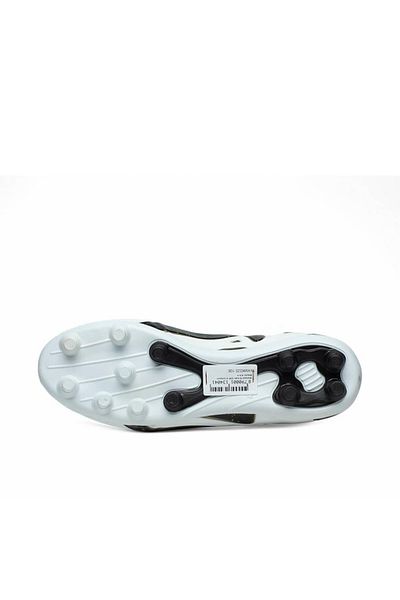 ClassyMen Boys' Threaded White Crampon Carpet Field Football Sports Shoes with Flexible Throat Socks