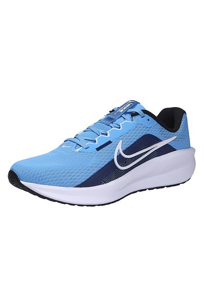 Nike Downshifter na teniskách 13