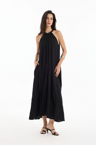 Quzu Crinkle Look Halter Neck Long Dress Black