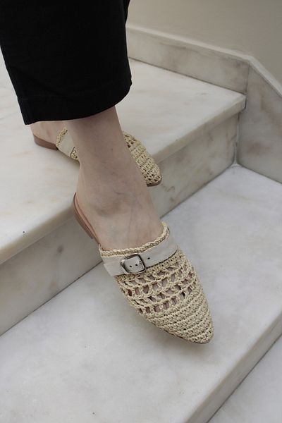 Haffhane Hand Woven Wicker Comfortable Slippers