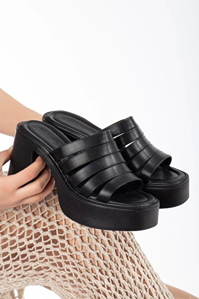 MFT AYAKKABI 8 см готові тапочки з широкою підошвою та ремінцем, чорні