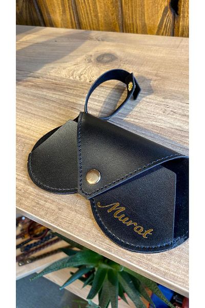 Atölyezümra Personalized Hangable Glasses Case Heart Model (Black)