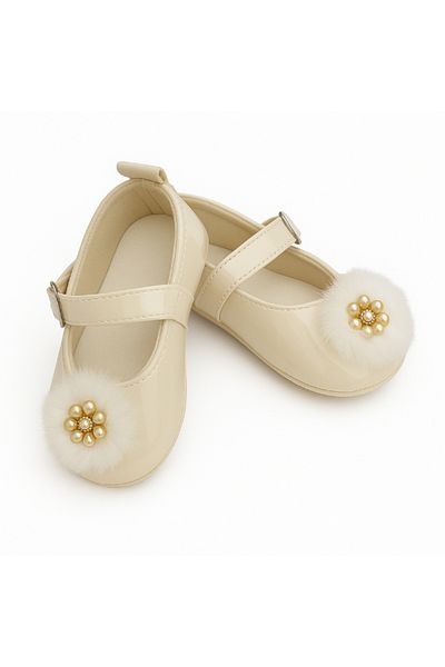 mia mia Baby Girl First Step Booties with Ornamental Pompom, Size 18-19
