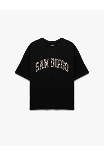 Koton Αθλητικό μπλουζάκι με κοντό μανίκι με λαιμόκοψη με στάμπα