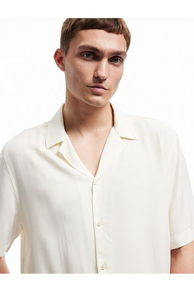 Koton Short Sleeve Turn-Down Collar Buttoned Viscose Shirt
