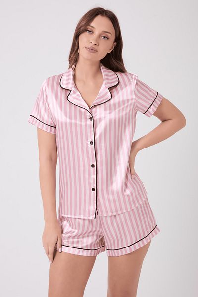 Loomiro Costum cu pantaloni scurți din satin cu mâneci scurte LMR2108