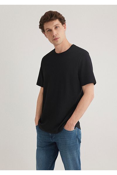 Mavi Μαύρο μπλουζάκι Basic Regular Fit / Normal Cut 0611108-900