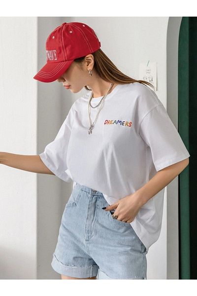 VBSVİBES تي شيرت نسائي أبيض كبير الحجم مطبوع عليه Dreamers