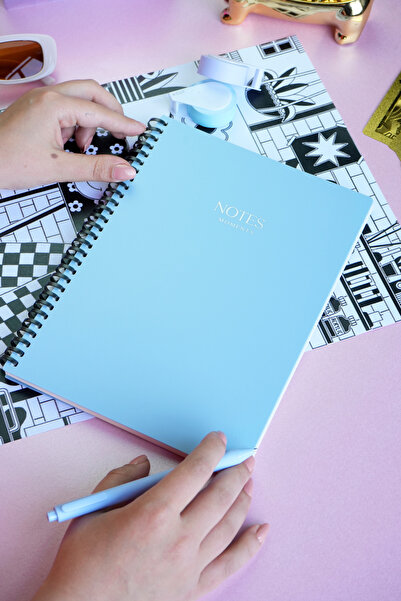 Victoria's Journals Caiet spiralat din silicon 80 gr. Marfă 18x25cm în carouri