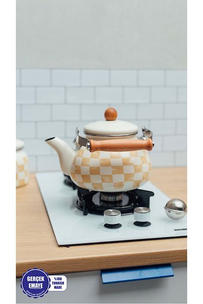 EMAYlab Beige Enameled Kettle
