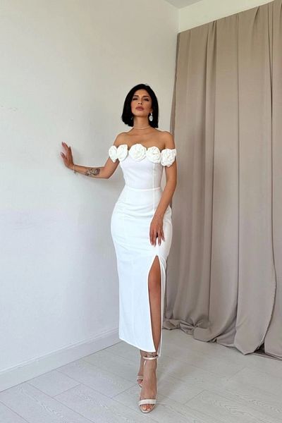 Silerra White Madonna Collar Rose Dress