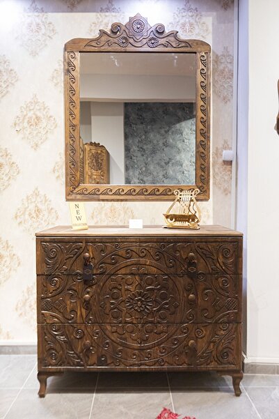 GÜRSES HOME Yatak Odası Masif Ağaç Ayna Eskitme El Oyması 100 X 100 Cm