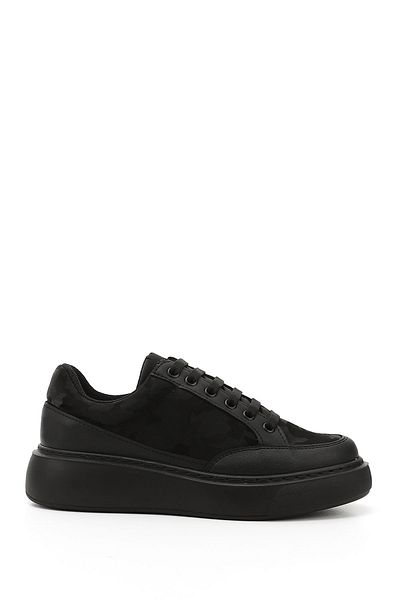 GÖNDERİ(R) Women's Black Printed Lace-Up Wedge Sole Comfort Sneaker