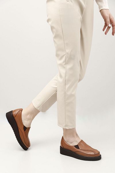 GÖNDERİ(R) Women's Tan Antique Wedge Sole Genuine Leather Shoes