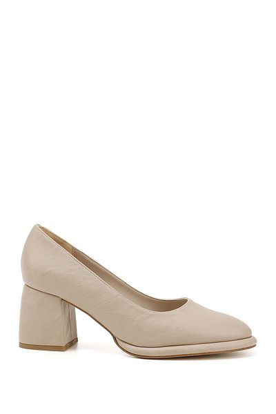 GÖNDERİ(R) Women / Girls Nude Medium Thick Platform Heeled Shoes
