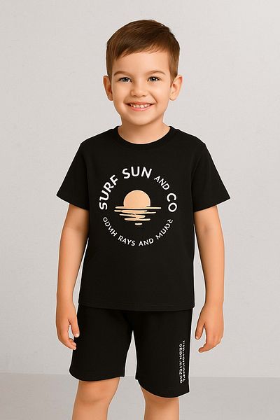 wakawakakidsstore Set casual pentru băiat cu tricou gri și pantaloni scurți negri cu imprimeu Surf Sun And Waves - afumat