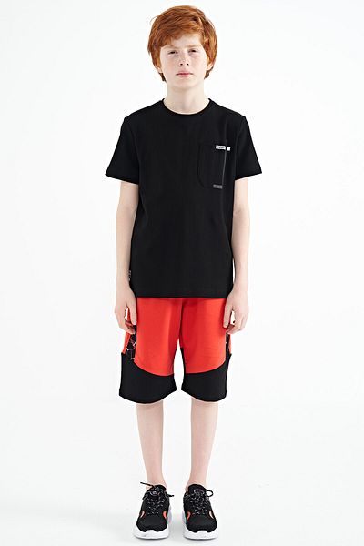 TOMMY LIFE تي شيرت للأولاد بجيب أسود وياقة على شكل حرف O - 11120