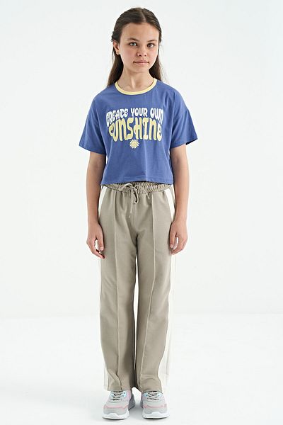 TOMMY LIFE Tricou pentru fetiță, cu mânecă scurtă supradimensionată, cu imprimeu text în culoarea liliac deschis - 75111