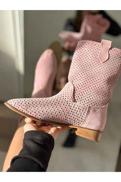 SHOEBOURNE Cizme scurte de zi cu zi de vară, din piele intoarsa, roz pudrat, taiate cu laser