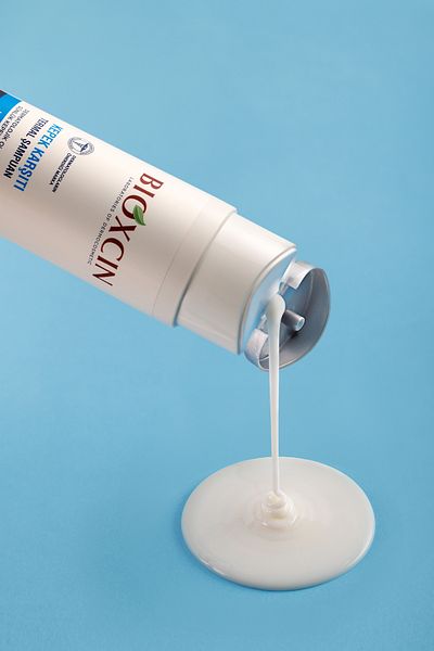 Bioxcin Aqua Thermal šampón proti lupinám 300 ml pre všetky typy vlasov - proti lupinám a svrbeniu