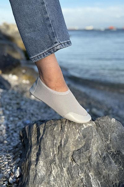 Live Success Thick Soled Orthopedic Insole Multi-Purpose Sea Shoes Pool Beach Garden Home Shoes