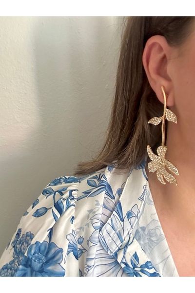 ALS Tasarım Dünyası Women's Gold Color Zircon Stone Flower and Leaf Detailed Earrings