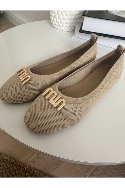 ZİESCE Women Beige Gold Buckle Tricot Ballet Shoes