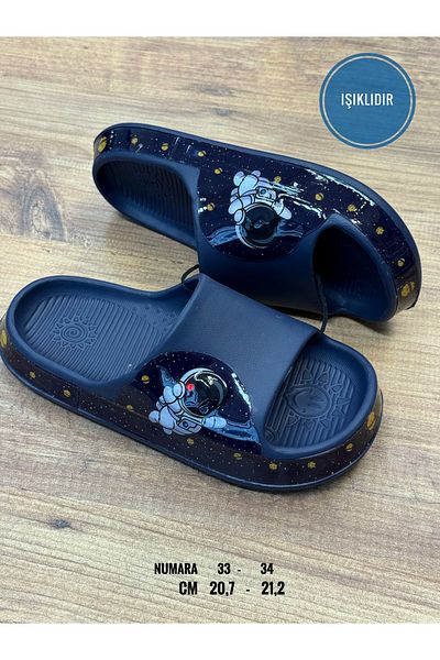 ÇOCUKÇA MODA Daily Orthopedic Lighted Non-Slip Sole Beach-Sea Children's Slippers with Astronaut Figure