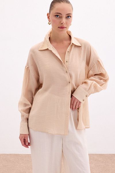 Sateen Slim Shirt with Button Accessories - Beige