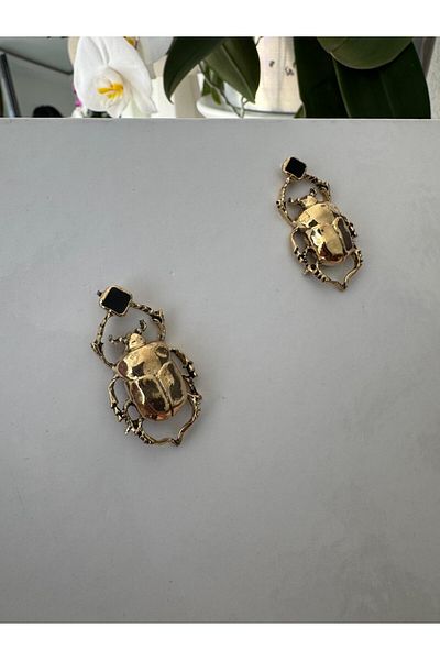 Bettnes Lucky Bug Earrings