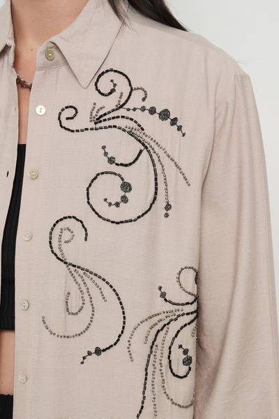 Orfeo Negro Women's Front Beaded Oversize Cut-Out Solid Color Shirt