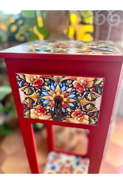 Bypinaryuksel Tasarım Desenli Ahşap Mini Komodin