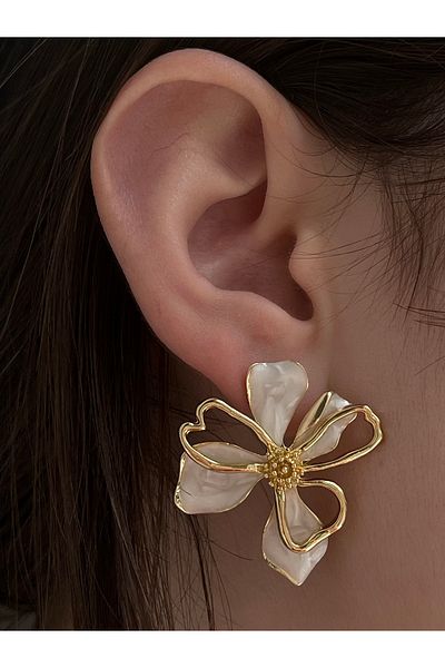 Twinssis Accessories Pearlescent Mx Semicircle Nail Earrings