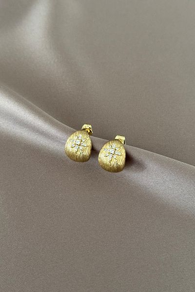 laria jewelry Star Stone Gold Vintage Earrings
