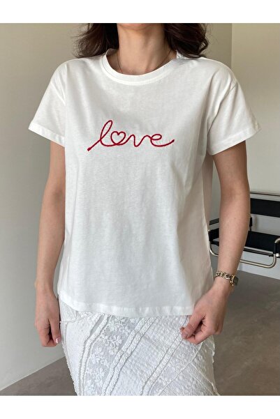 Bade Butik Βασικό μπλουζάκι με λευκό κέντημα