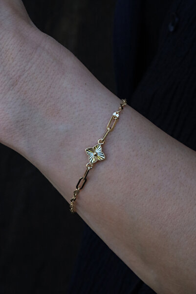 Yenigün Kuyumculuk 14 Ayar Altın Ataç ve Pullu Zincirli Işıltılı Yonca Detayl...