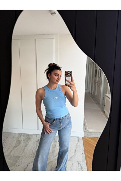 Bade Butik Crop cu guler halter Baby Blue