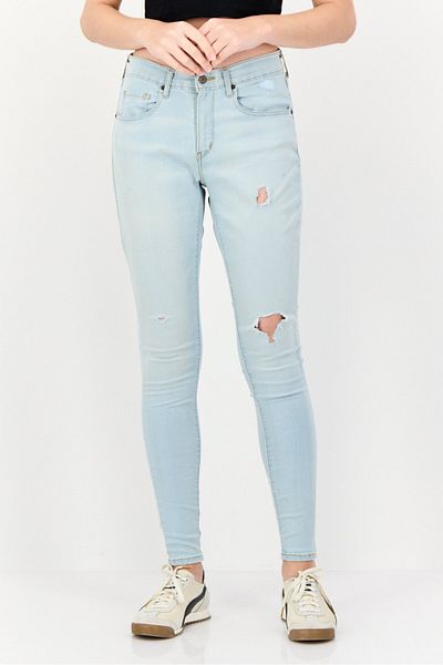 Levi's Women Curvy Fit Rip Stretchable Denim Jeans, Light Blue