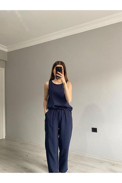 Niceboutique Sleeveless Blouse Pants Double Set