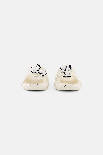 PEANUTS Toddlers Boy Slip On Slides, Off White