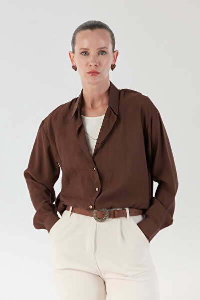 Fulla Moda Basic Body Detailed Necklace Shirt