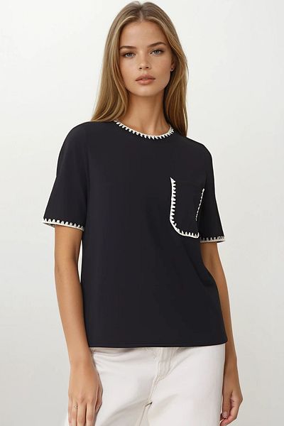 VAGGON Women's Black Embroidery Embroidered Single Pocket T-Shirt Vs00164