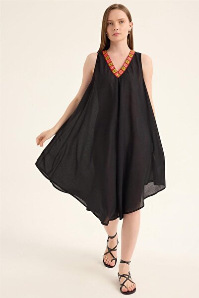 HomeStore Πολύχρωμο Κεντημένο Φόρεμα