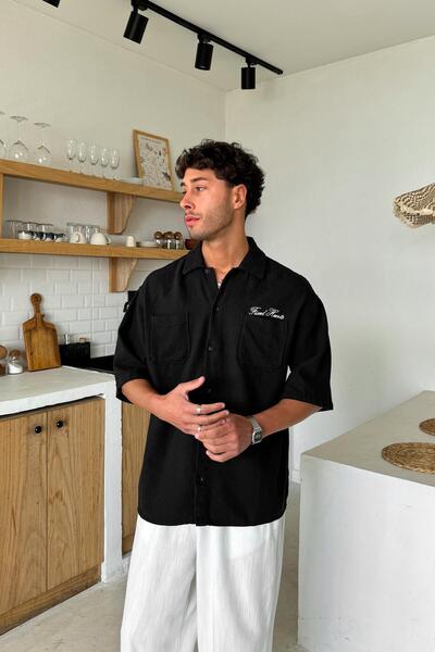 Flaw Wear Чорна вишита сорочка з коротким рукавом з фіксованими сердечками