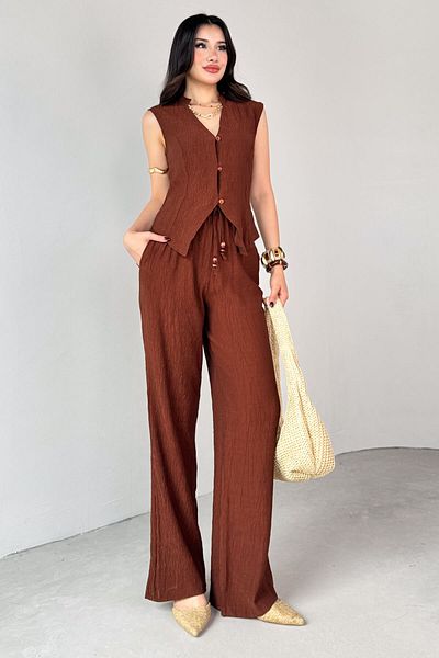 Cappmoda TKM-13314 طقم مكون من قطعتين سترة ذات ياقة حكم عصرية وسروال كاجوال بتفاصيل ربط