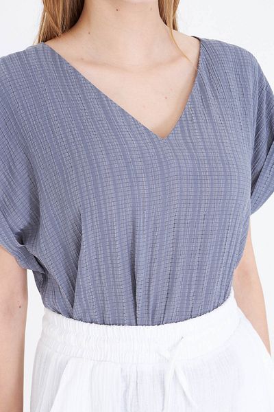armonika Women's Gray V-Neck Oversize Blouse with Side Slits and Long Double Sleeve Detail on the Back Arm-24Y001074