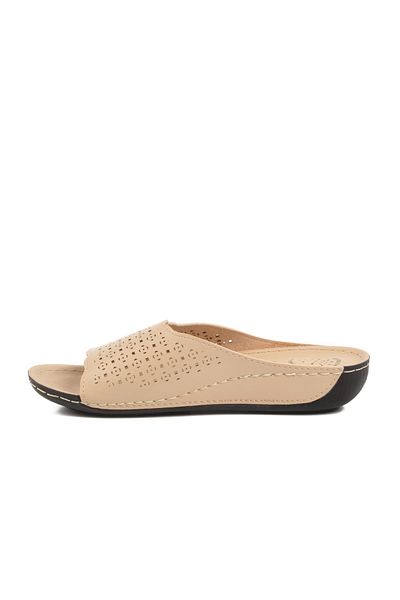 AYAKMOD Beige Women's Slippers Bento 16.007 Z