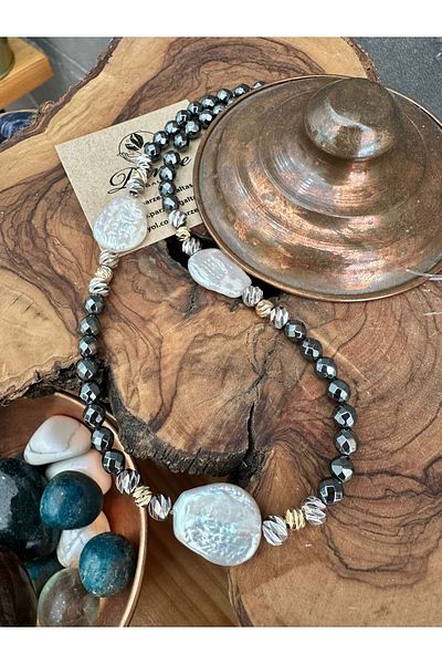 parze doğaltaş Pearl and Hematite Design Array Necklace