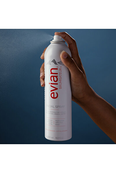 Evian بخاخ ايفيان لترطيب الوجه بمياه طبيعية من جبال الألب 300 مل لجميع أنواع ...