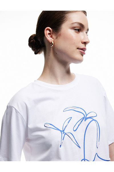 Koton Cotton Short Sleeve Crew Neck Pearl Embroidery Detailed Printed T-Shirt